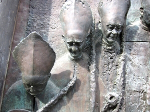 Sculpture-on-Church-Doors-Lbj